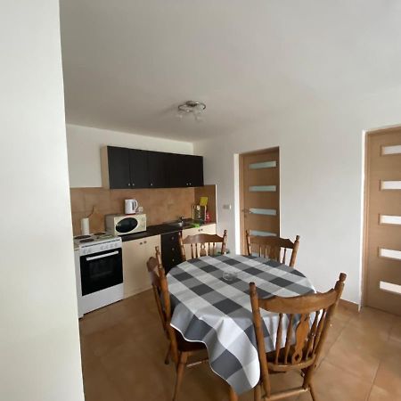 Apartman Ana Lägenhet Žuljana Exteriör bild