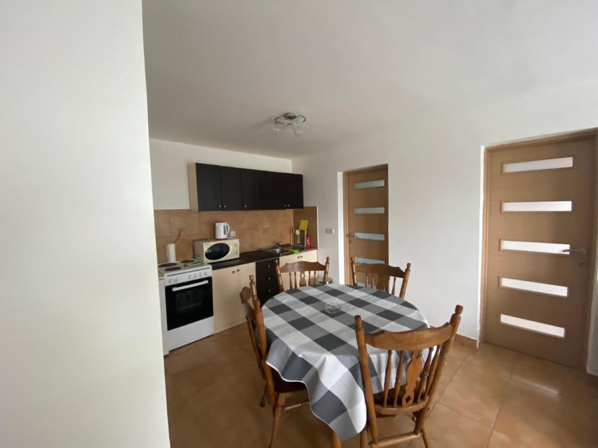 Apartman Ana Lägenhet Žuljana Exteriör bild