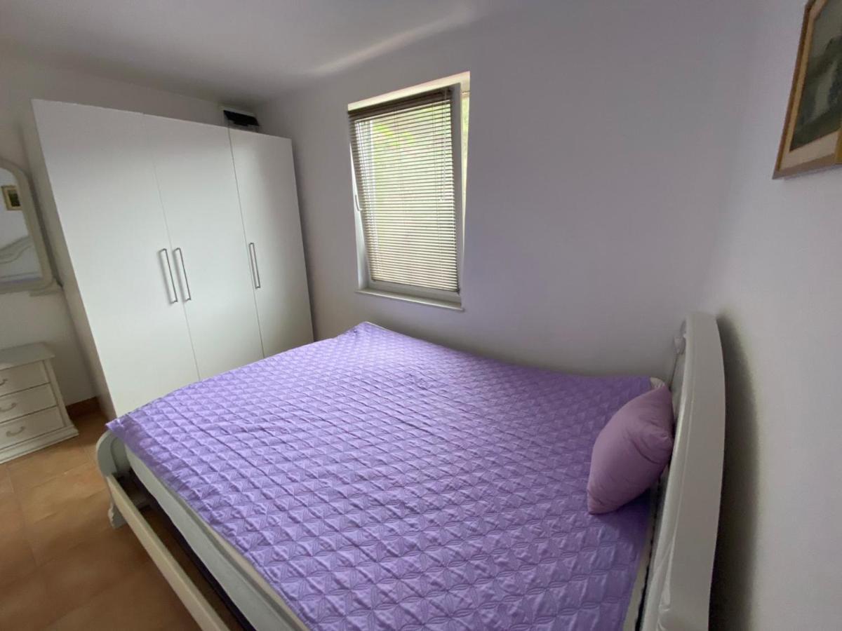Apartman Ana Lägenhet Žuljana Exteriör bild